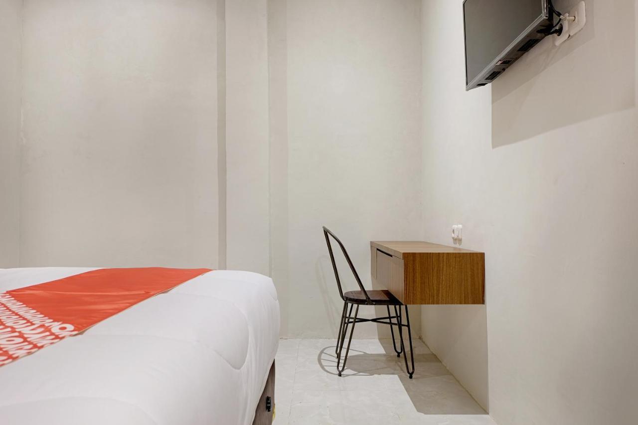 Super Oyo 2756 Anata Hotell Makassar Eksteriør bilde